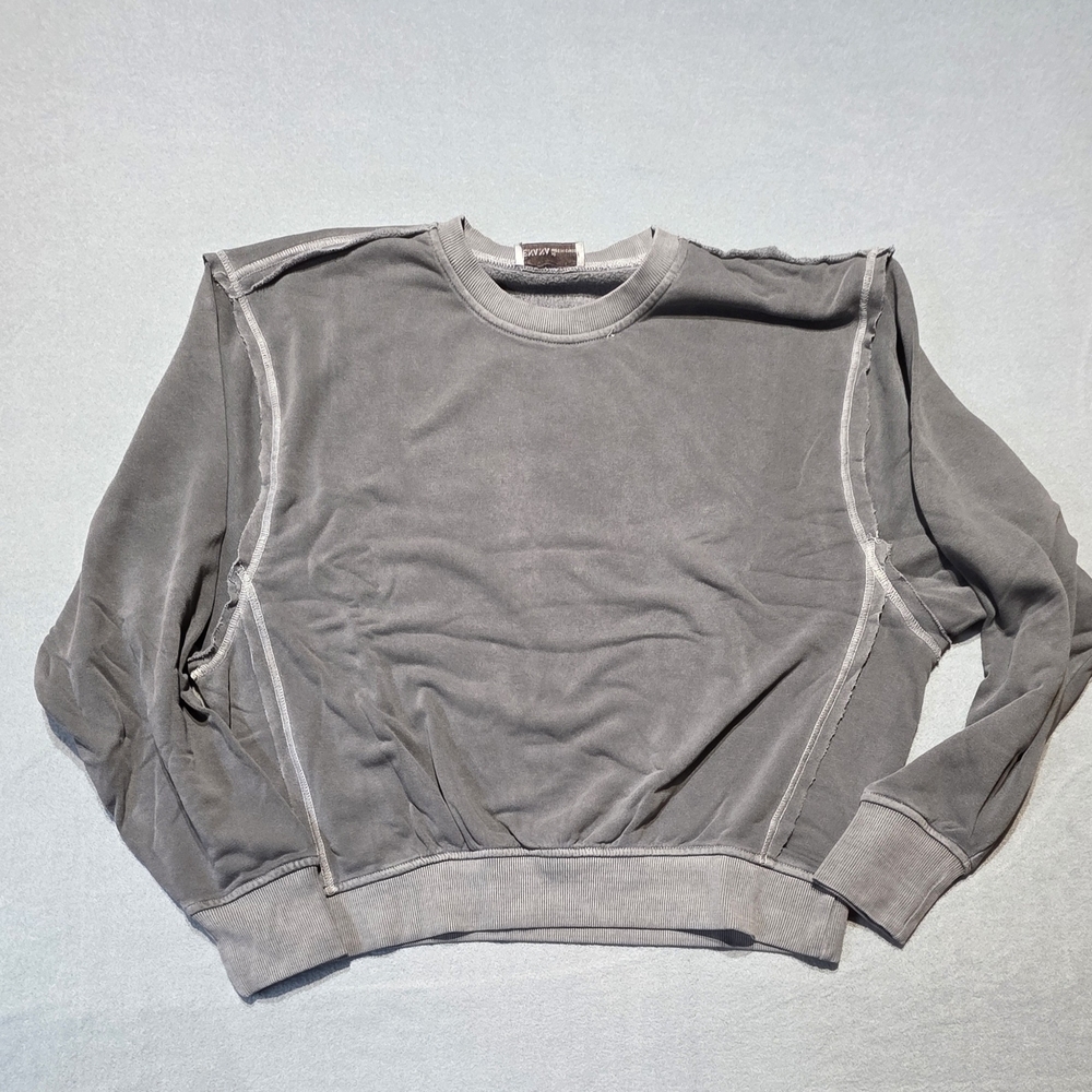 NWOT Zenana Outfitters Dark Gray Mineral Wash Crew Neck Sweater PTP 23 Length 22 - Picture 10 of 10